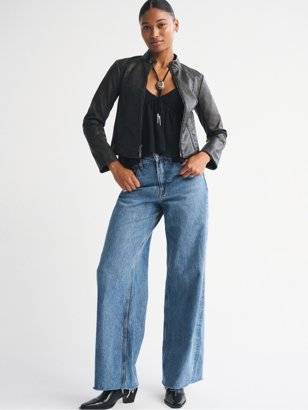 Abercrombie Curve Love High Rise Wide Leg